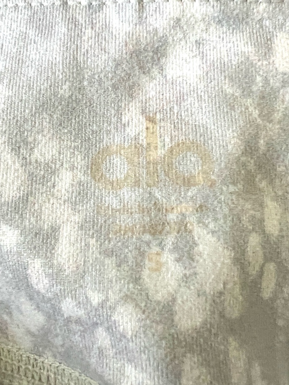 ALO Python Crop Leggings - Picture 3 of 7